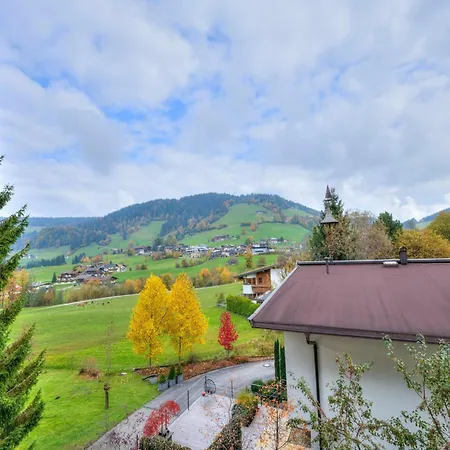 Vicky With Infrared Cabin, Cleaning Included شقة